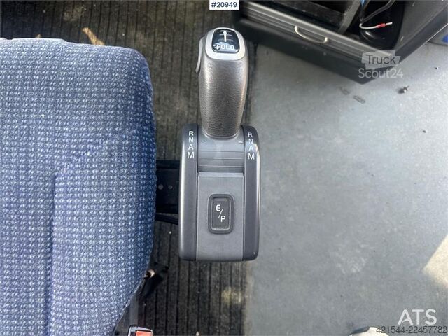 Λεωφορείο Volvo 9700H με 54 θέσεις, με θερινά και χειμερινά ελαστικά Volvo 9700H bus w/ 54 seats w/ summer and winter tires