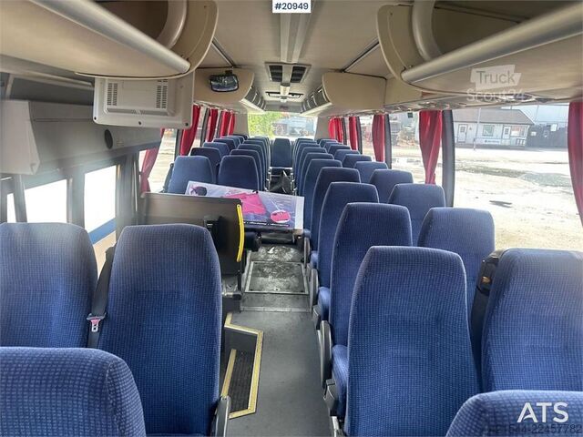 Λεωφορείο Volvo 9700H με 54 θέσεις, με θερινά και χειμερινά ελαστικά Volvo 9700H bus w/ 54 seats w/ summer and winter tires