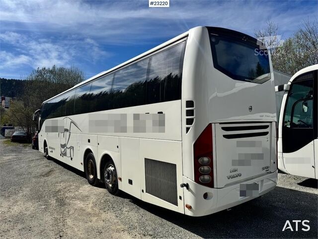 فولفو 9700 6x2 حافلة سياحية – 59 مقعدًا – يورو 6 شاهد الفيديو Volvo 9700 6x2 Coach – 59 Seats – Euro 6 WATCH VIDEO