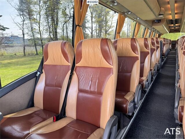 Volvo 9900 6x2 Autocar – 50 locuri – Euro 5 VIZIONEAZĂ VIDEO Volvo 9900 6x2 Coach Bus – 50 Seats – Euro 5 WATCH VIDEO
