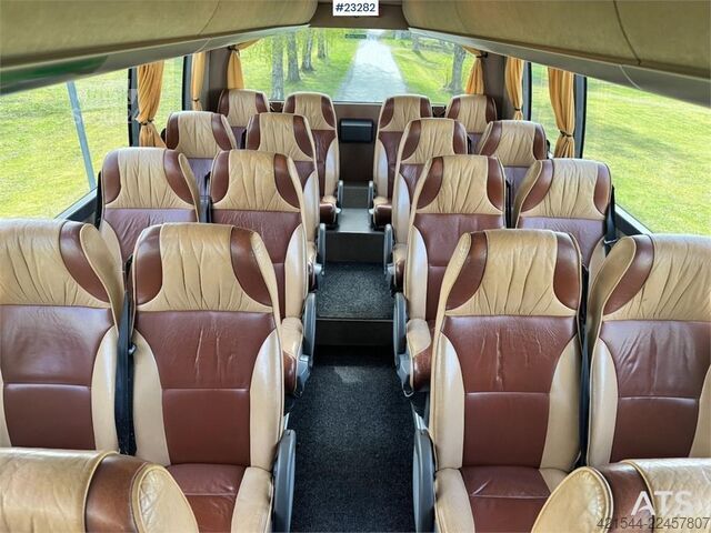 Volvo 9900 6x2 Autocar – 50 locuri – Euro 5 VIZIONEAZĂ VIDEO Volvo 9900 6x2 Coach Bus – 50 Seats – Euro 5 WATCH VIDEO