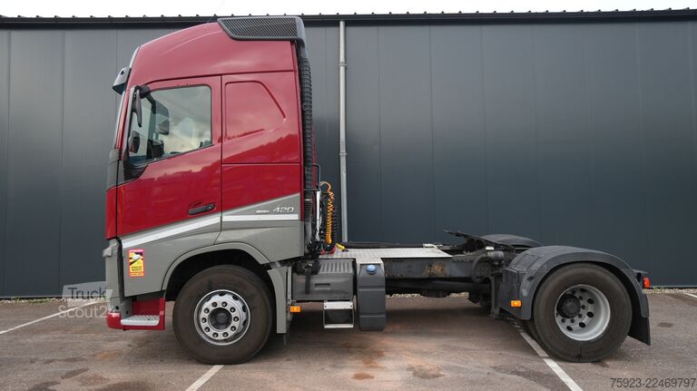 Bīstamās vielas Volvo FH 420 ADR tractor unit