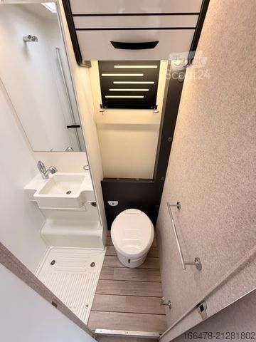 Avtodom z nadgradnjo (alkoven) FORSTER A 699 EB *Einzelbetten-Automatik-Winterpaket*