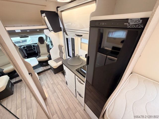 Avtodom z nadgradnjo (alkoven) FORSTER A 699 EB *Einzelbetten-Automatik-Winterpaket*