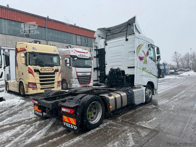Volume tractor unit VOLVO FH 460 * FLACHDACH * VOLUMEN * 1. HAND * TOP *
