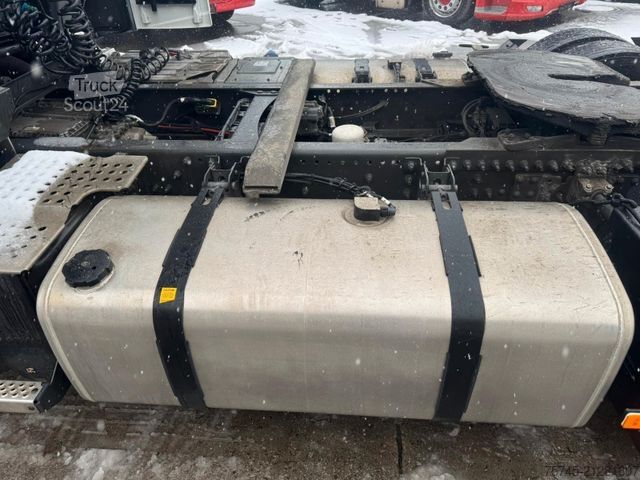 Volume tractor unit VOLVO FH 460 * FLACHDACH * VOLUMEN * 1. HAND * TOP *