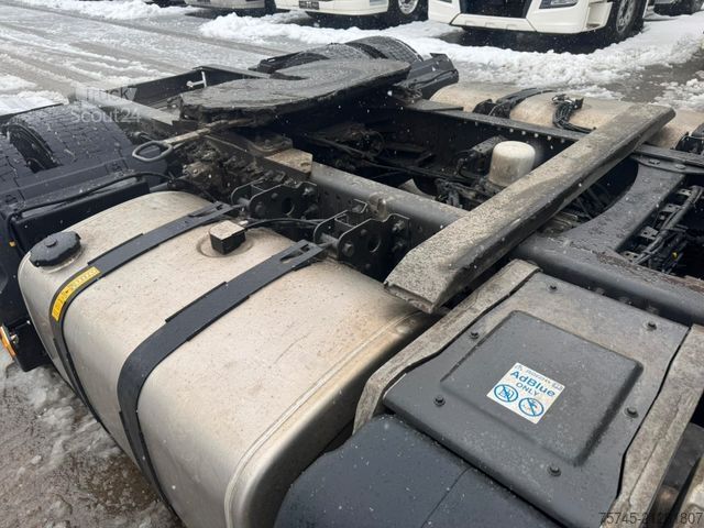 Volume tractor unit VOLVO FH 460 * FLACHDACH * VOLUMEN * 1. HAND * TOP *