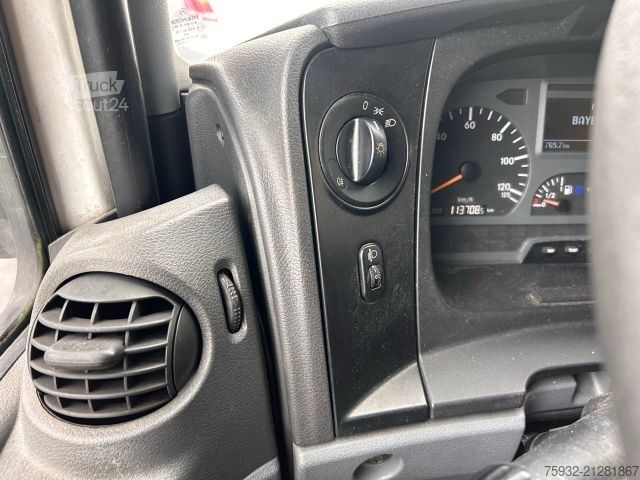 Furgoneta caja MERCEDES-BENZ Atego 816 R - Koffer, Arztpraxis, Eventfahrzeug