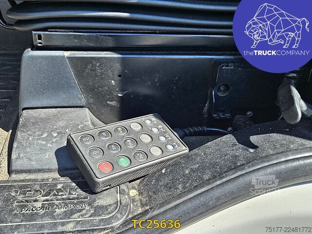 Chasis con cabina DAF XF 440