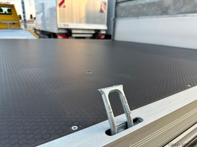 Pritschenwagen IVECO 35S16 Doppelkabine / Pritsche /Aktivsitz/AHK