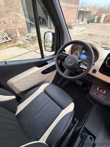 Minibus Mercedes-Benz Sprinter 519 Luxury Line 24 seats