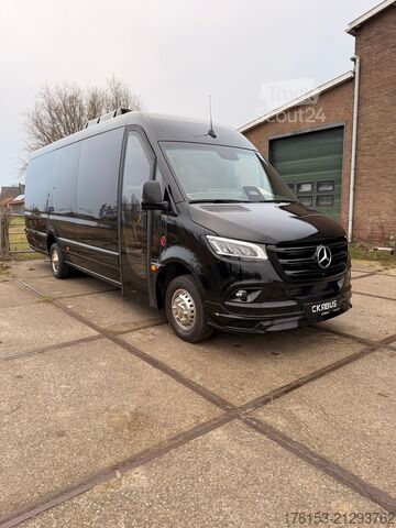 Minibus Mercedes-Benz Sprinter 519 Luxury Line 24 seats