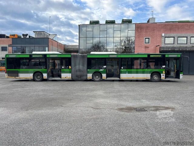 Autobús articulado Mercedes-Benz O 530