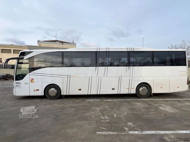 Autobus turystyczny Mercedes-Benz Tourismo