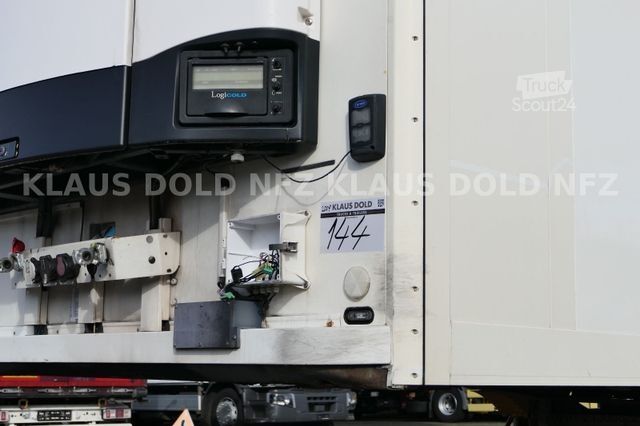 Hűtő félpótkocsi SCHMITZ CARGOBULL SKO 24/27 Kühlkoffer Bi-Temp. Liftachse