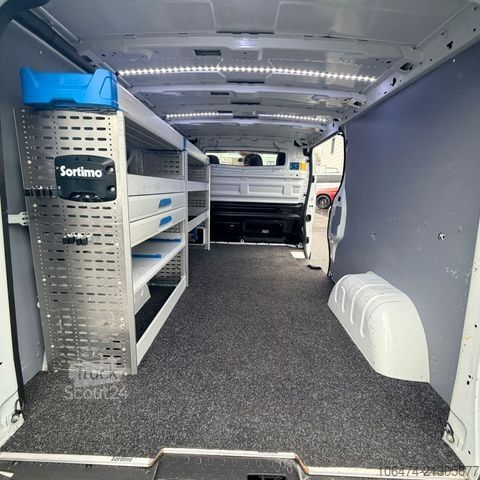 Fourgon tôlé RENAULT Trafic Kasten L2H1 2,9t Komfort Sortimo