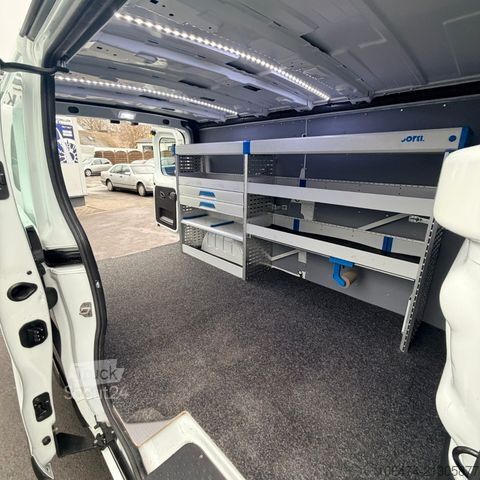 Fourgon tôlé RENAULT Trafic Kasten L2H1 2,9t Komfort Sortimo