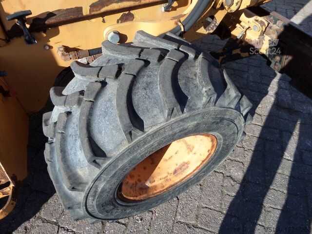 Trencher Astec RT560