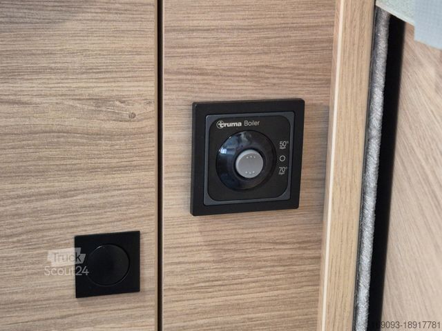 Polointegrovaný karavan CHAUSSON 777 First Line *MJ25*Automatik*Solar*6835¤sparen