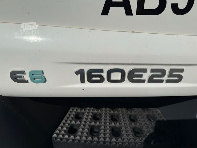 Camion frigorifique IVECO Eurocargo 160E25 mit Thermo King T-1000 Spectrum