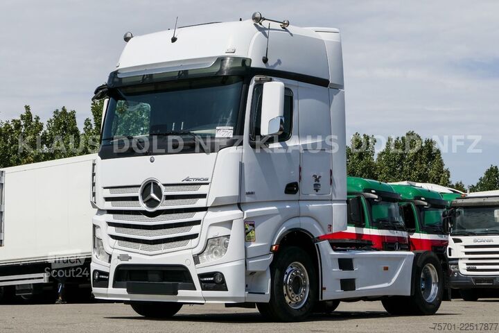 Standard SZM MERCEDES-BENZ Actros 1851 GigaSpace Retarder XL-Tank Euro 6