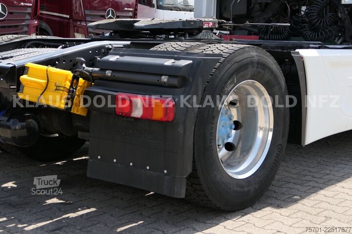 Standardni tegljač MERCEDES-BENZ Actros 1851 GigaSpace Retarder XL-Tank Euro 6