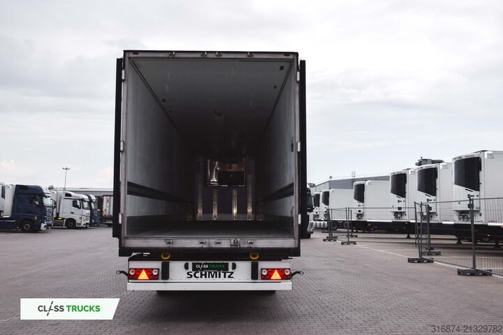 Semiremorcă frigorifică SCHMITZ CARGOBULL SKO FP 60 ThermoKing SLXi 300