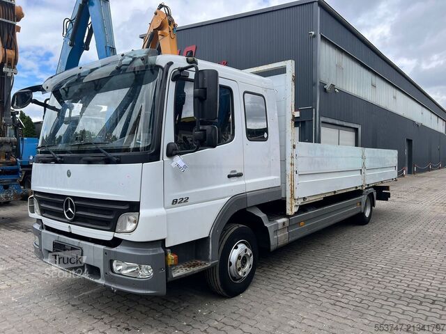 Caixa plana Mercedes-Benz Atego 822