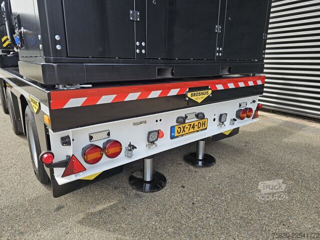 Dieplader Broshuis 3ABSD / EXTENADABLE / HIAB 95 tm + JIB / ELECTR...