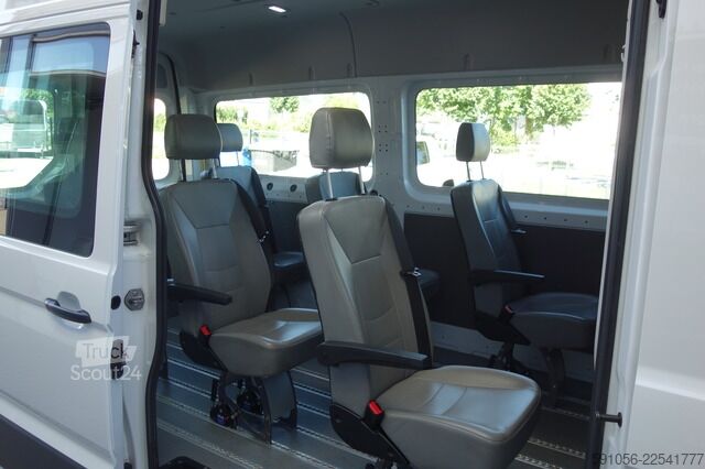 Minibuss VW Crafter 35 Kombi L2H2 9SITZER/AHK/KAM/NAVI/KLIMA