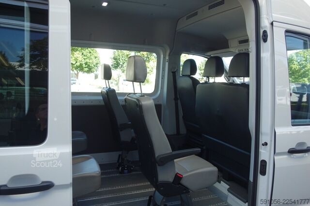 Minibuss VW Crafter 35 Kombi L2H2 9SITZER/AHK/KAM/NAVI/KLIMA
