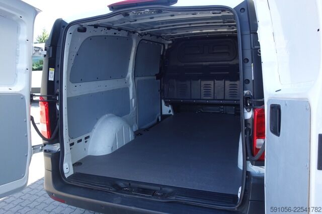 Skåpbil mercedes-benz Vito 114 CDI 4x4 Kasten extralang LED/2xsTÜR/KAM