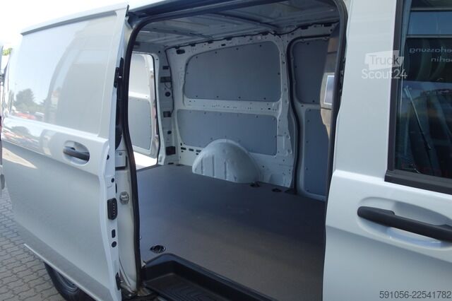 Skåpbil mercedes-benz Vito 114 CDI 4x4 Kasten extralang LED/2xsTÜR/KAM
