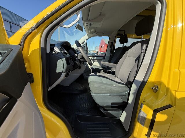 Passagerarbuss VW Transporter Kombi 2.0 TDI L2H3 Trendline 150PK ...
