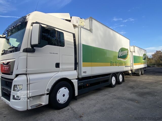 Caminhão frigorífico de 3 eixos - 100 m³ MAN TGX 26.480