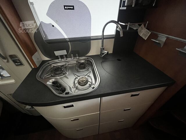 Kamper zintegrowany Motorhome Carthago Compactline 138