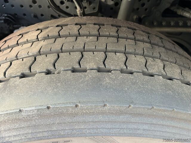 Standard-SZM Mercedes-Benz Actros 1845 Gigaspace / Tacho V2 / 503 dkm / Bl...