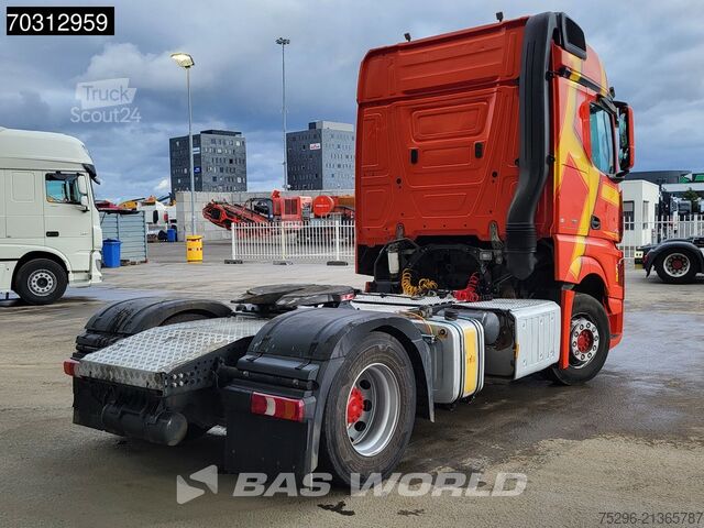 Standaard trekker Mercedes Actros 1843 4X2 Bigspace Hydrauic ACC