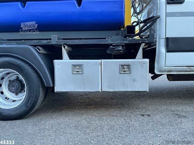 Sneeuwschuif Iveco Daily 70C17 Nido zoutstrooier