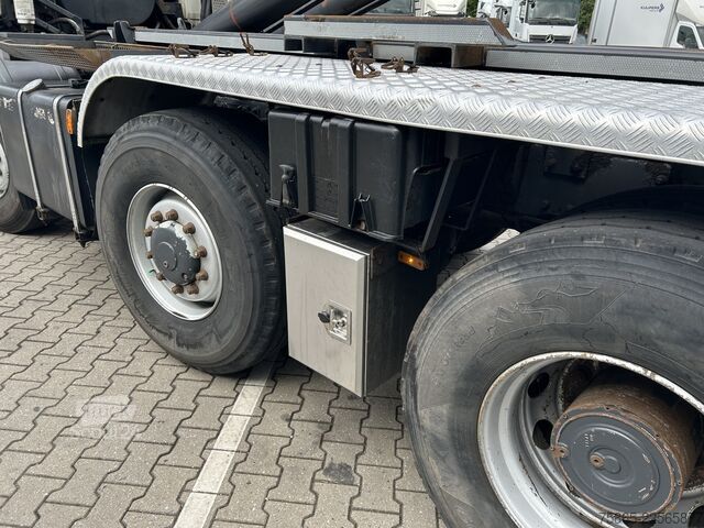 Sistema de brazo de gancho Ginaf / DAF CF 460 X 4243 TS 8x6 / VDL Hooklift 30 To...