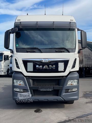 LKW-Fahrgestell MAN TGX 26.400 XLX / INTARDER / SCHALTER / Nebenantr