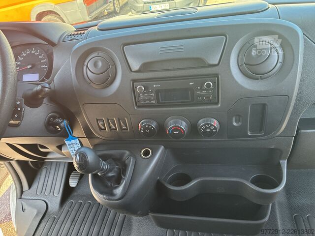 βαν με κουρτίνα πλευράς Renault Master L3H1