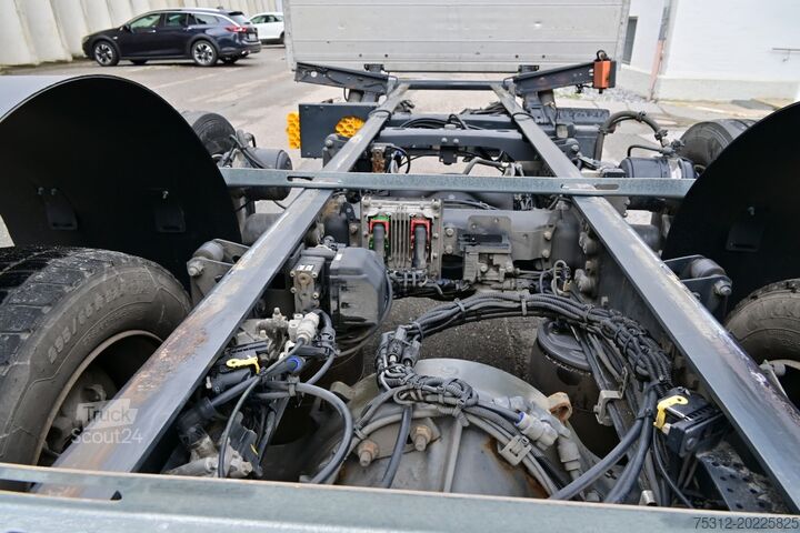 Chasis de camión Scania R500B  E6 2 Betten Retarder 6x2 LBW AHK