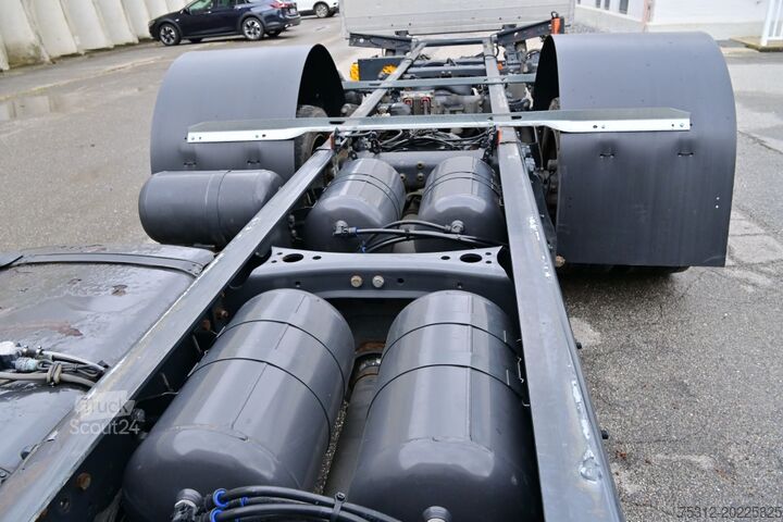 Chasis de camión Scania R500B  E6 2 Betten Retarder 6x2 LBW AHK