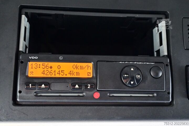 Samochód ciężarowy typu furgon Mercedes-Benz Antos 1833  E6 Retarder 8,10x2,60m LBW Alufelgen