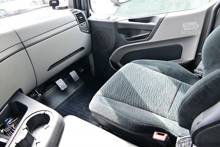 Samochód ciężarowy typu furgon Mercedes-Benz Antos 1833  E6 Retarder 8,10x2,60m LBW Alufelgen