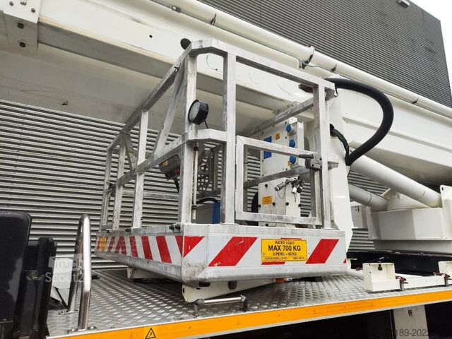 Hebebühne Scania P410 8x4 Tridem Bronto Skylift S70XDT