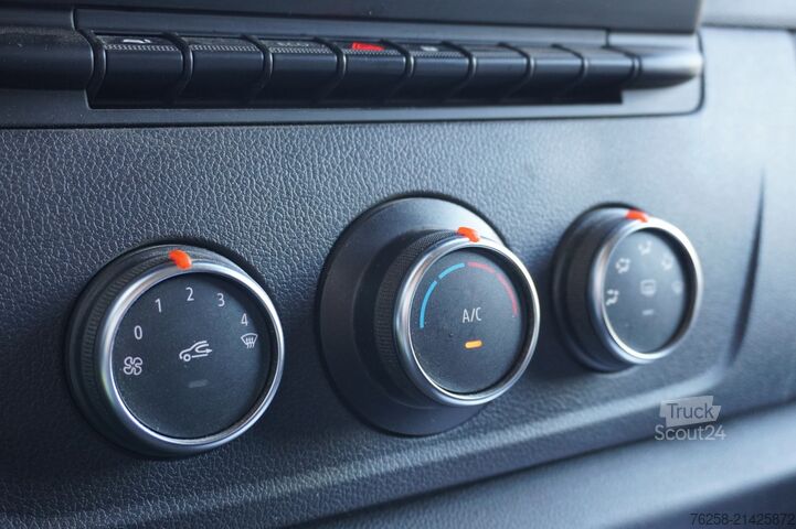 Furgão de painéis Renault Master 2.3 dCi 180PK L3H2 EURO 6 - Airco - Crui...