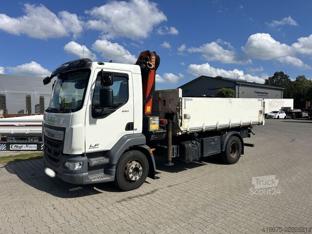 Pašizgāzējs kravas automašīna DAF LF290FA Kipper Pritsche Kran Palfinger PK11001K