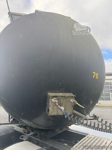 Rimorchio cisterna Vocol 3 Achs 32.000 Ltr Bitumen V2 A isoliert